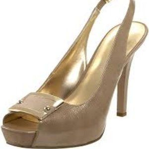 NINE WEST FLAMBEAU PLATFORM HEELS 5.5 M
